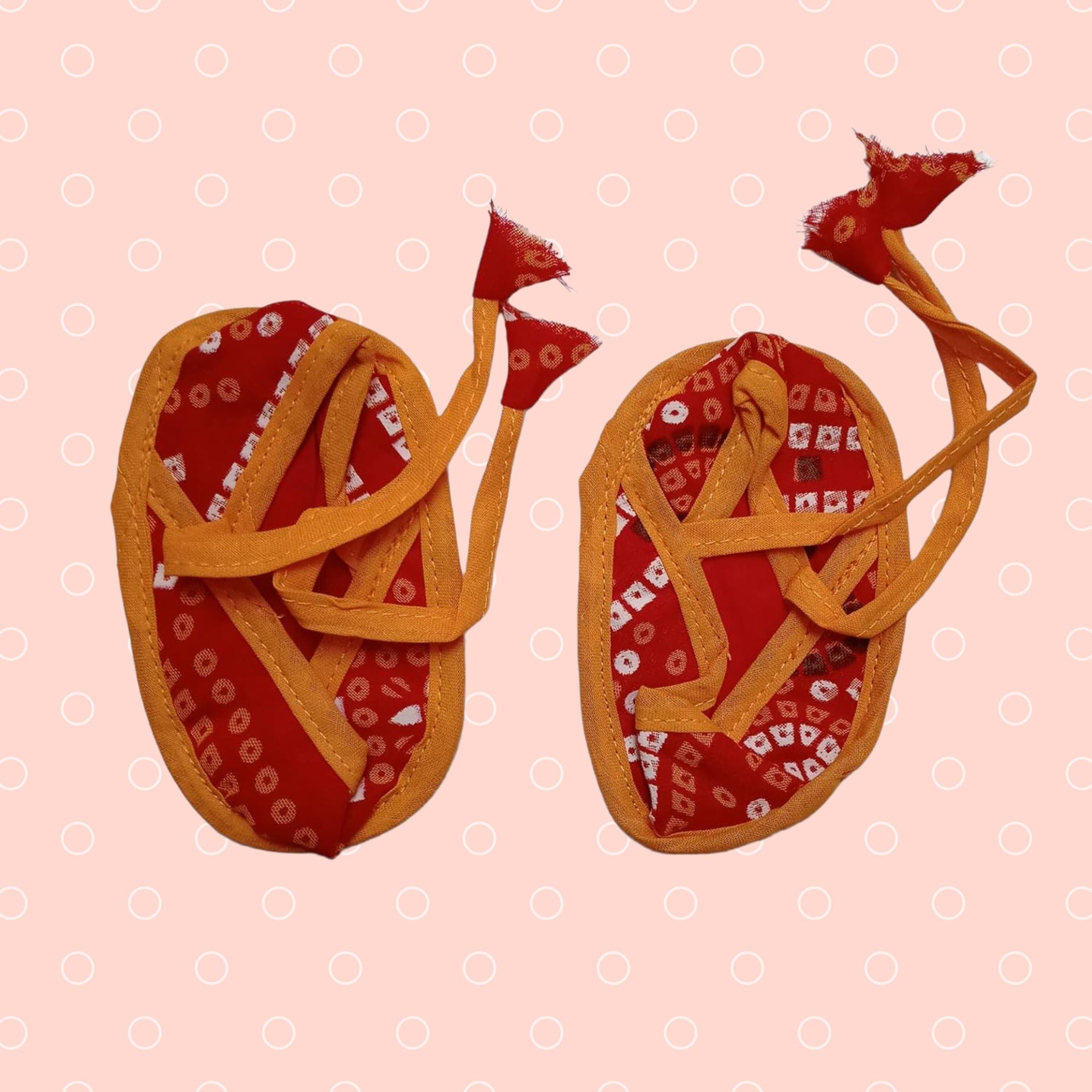 SMILE BABY JAMNA SET FOR GIRLS RED COLOR | JUTI , TOPI ,KURTA AND PAIJAMA SET | BANDHNI PRINTED AND V NECK KURTA AND OLAIN PAIJAMA  IN RED COLOR